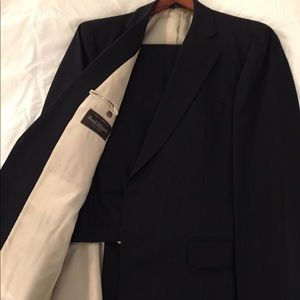 Men’s suit
